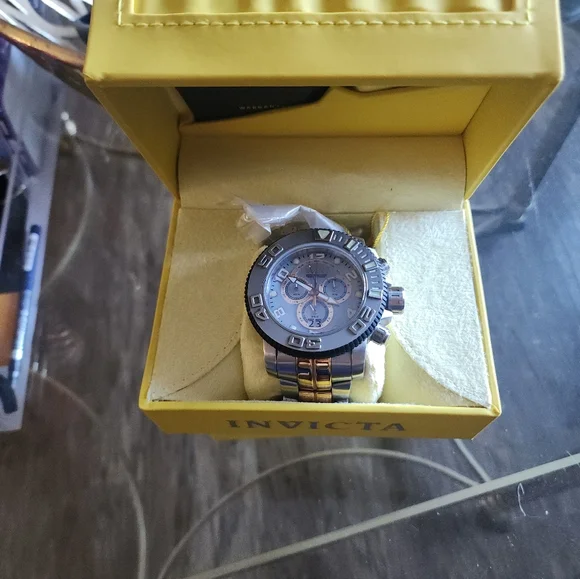 Invicta 39961